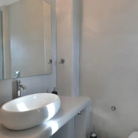 Sea Swell At Santa Maria Santa Maria (Paros)